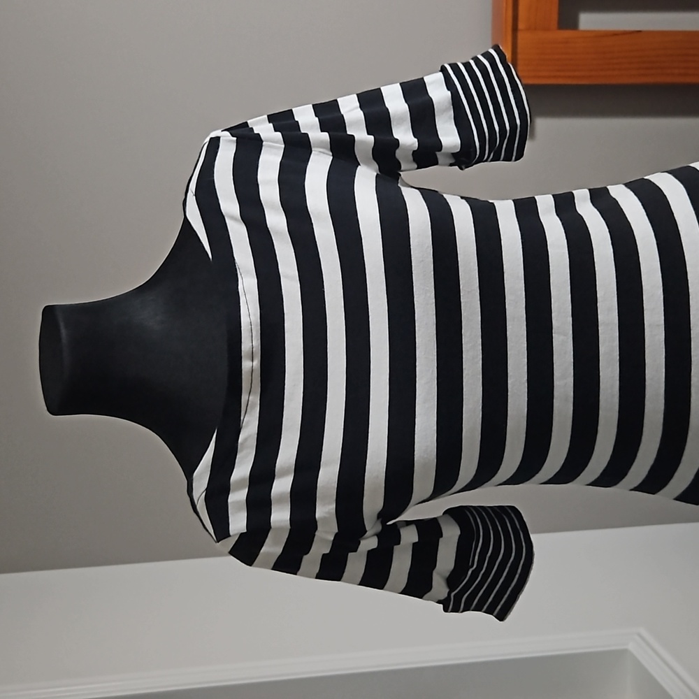 Ralph Lauren Cotton Black & White Stripped Ladies Top Size S. Sleeves ½-Length - Picture 7 of 11